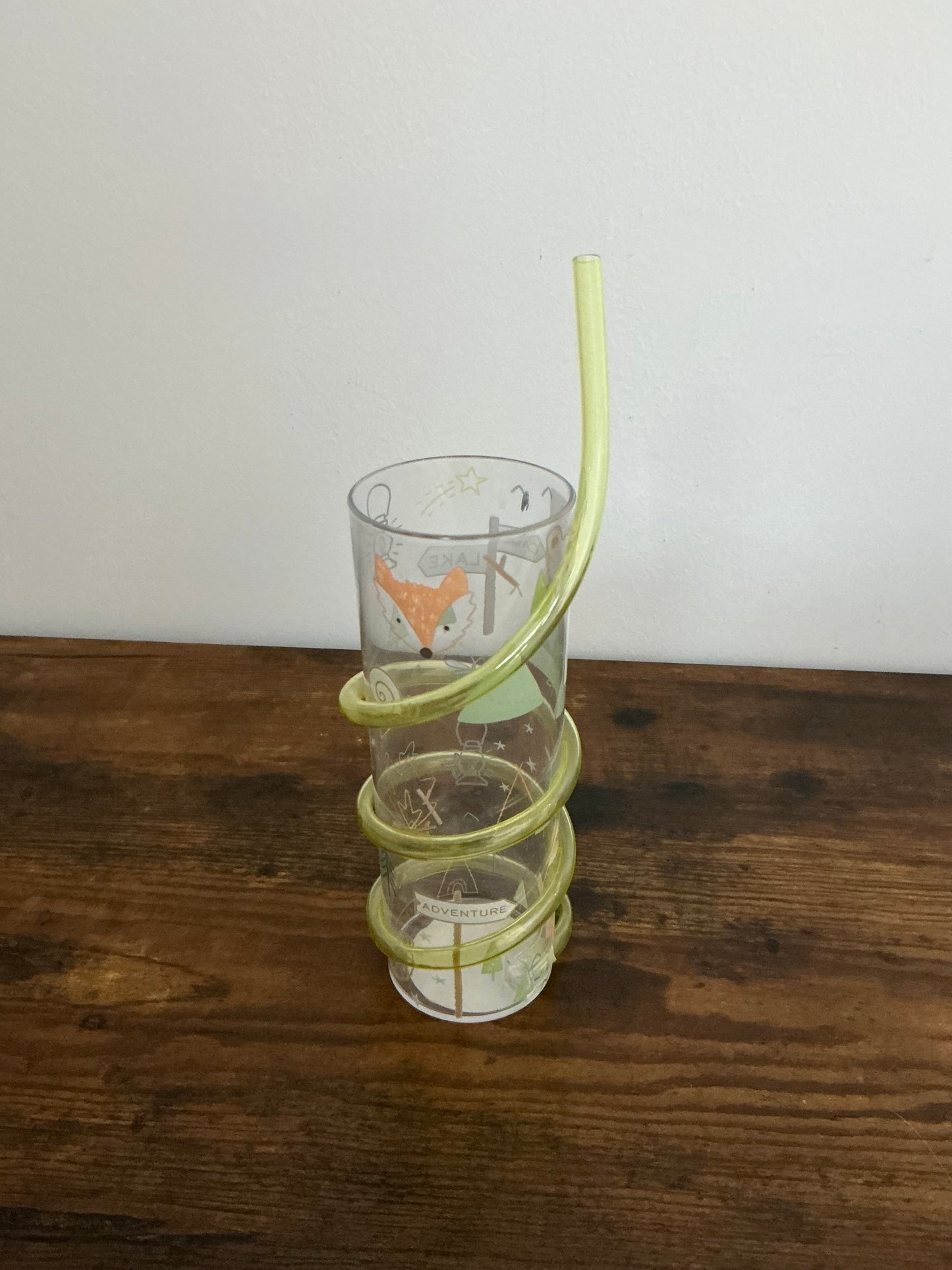 VERRE AVEC PAILLE